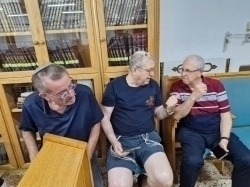 במקלט הציבורי, בית הכנסת "אחוה ורעות" (כ"ד סיון , 20/06/2025)