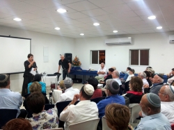 ברכת מנהלת המועדון צביה מינצר
ניסן 2012