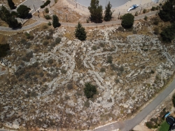 תעלות הקשר מדרום לבריכת המים  - צילומי רחפן של צביקי בצר, ל"ג בעומר תשפ"ה 16 במאי 2025