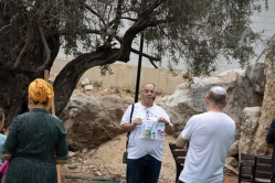 הדרכה בתחנה 1: 'הגורן' (צילום: דני סיטרון)