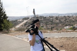 יהודית עבר צלמת המיזם (צילום: דני סיטרון)