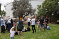 הדרכה בתחנה 1: 'הגורן' (צילום: דני סיטרון)