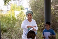 הדרכה בגת הקדומה (צילום: דני סיטרון)