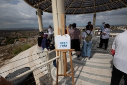 תחנה מס' 6: מצפה הגורן (צילום: דני סיטרון)