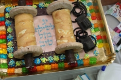 בר מצוה לנכד שילה עם פיתות מקמח מלא - בתחילת הדרך...