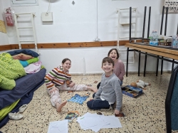 במקלט הציבורי בבית-הכנסת "אחוה ורעות" בשכונת ה-165 (01/03/2026)