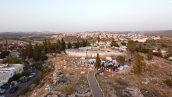 חתונת נעה (צוברי) ומתן קלנר (צילומי רחפן: אליאור יאמין)