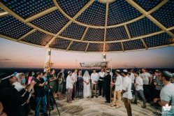 חתונת נעה (צוברי) ומתן קלנר (באדיבות משפחת קלנר, ניסן תשפ"ו 2026)